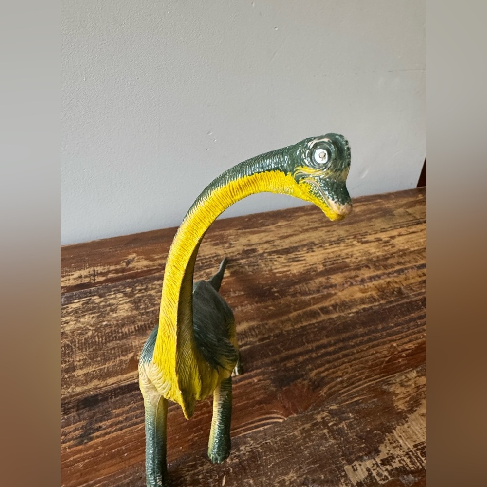 Brachiosaurus Dinosaur Toy - Picture 3 of 6